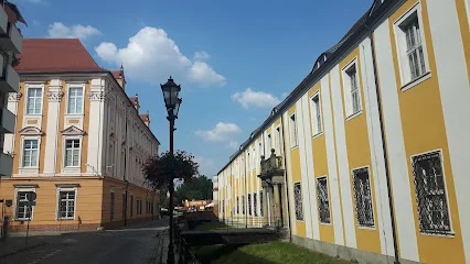 Dwór Biskupi